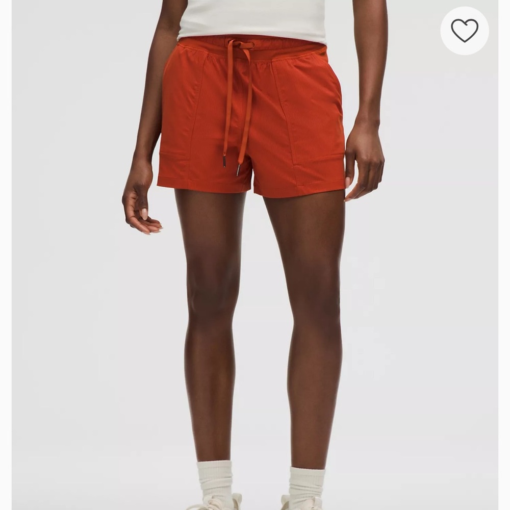 Lululemon Dance Studio High-Rise Short 3.5" NEW